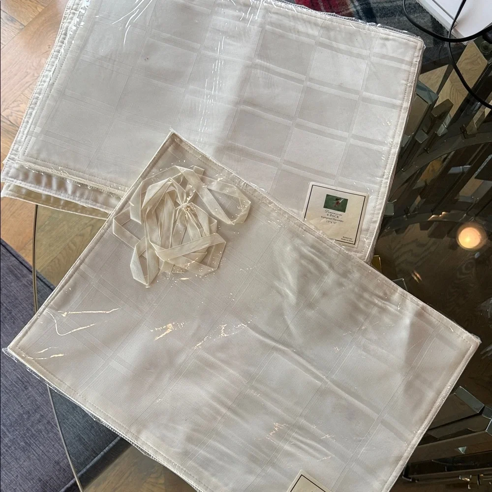 14 Cream Table Placemats 13”x 18”